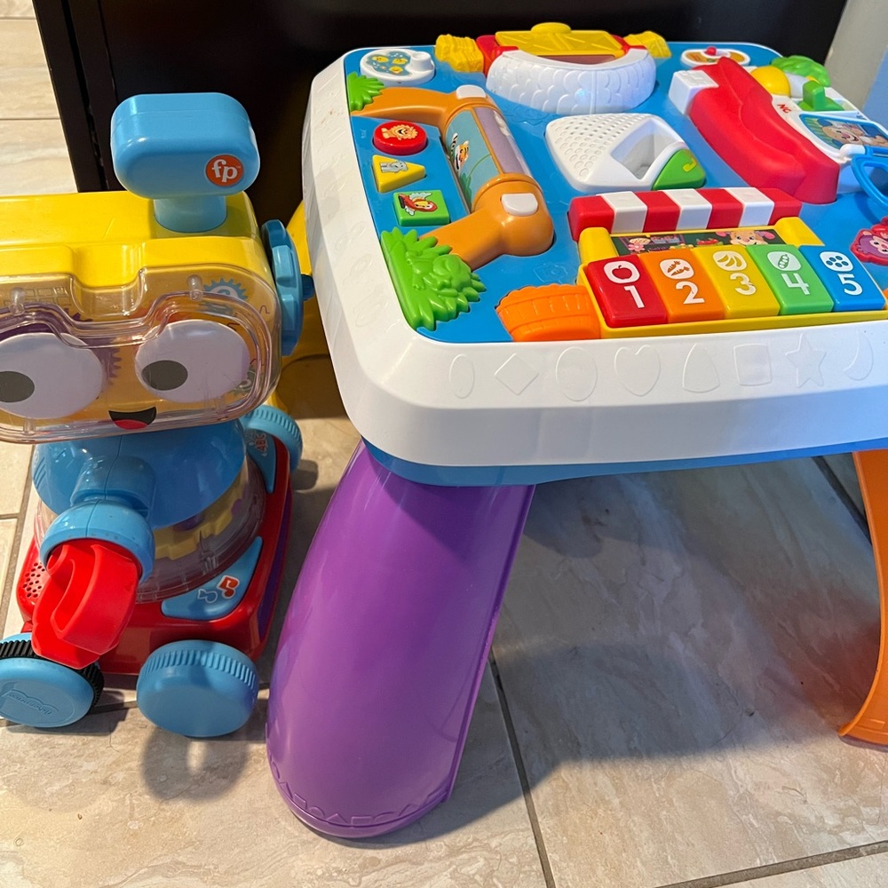 Fisher price baby stand table 
Fisher price learning bot. Interactive toy